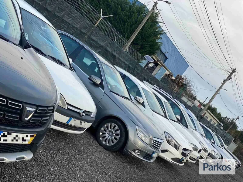 Izi Park (IZI PARK Estacionamento Low Cost)